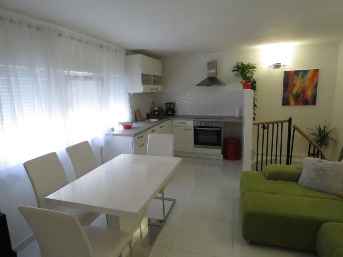 Apartman Crnica Šibenik Eksteriør bilde